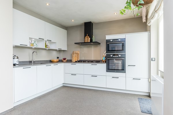 Foto - Te koop: Instapklaar gemoderniseerd vrijstaand woonhuis met 188 m2 wonen in Bocholtz